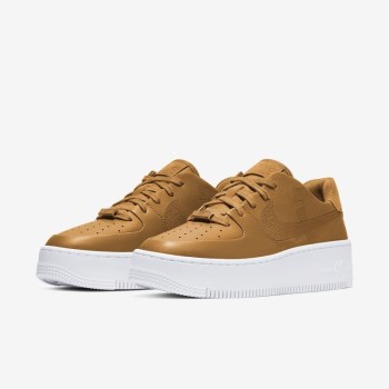 Nike Air Force 1 Sage Low LX - Női Utcai Cipő - Barna/Metal Arany/Fehér/Barna